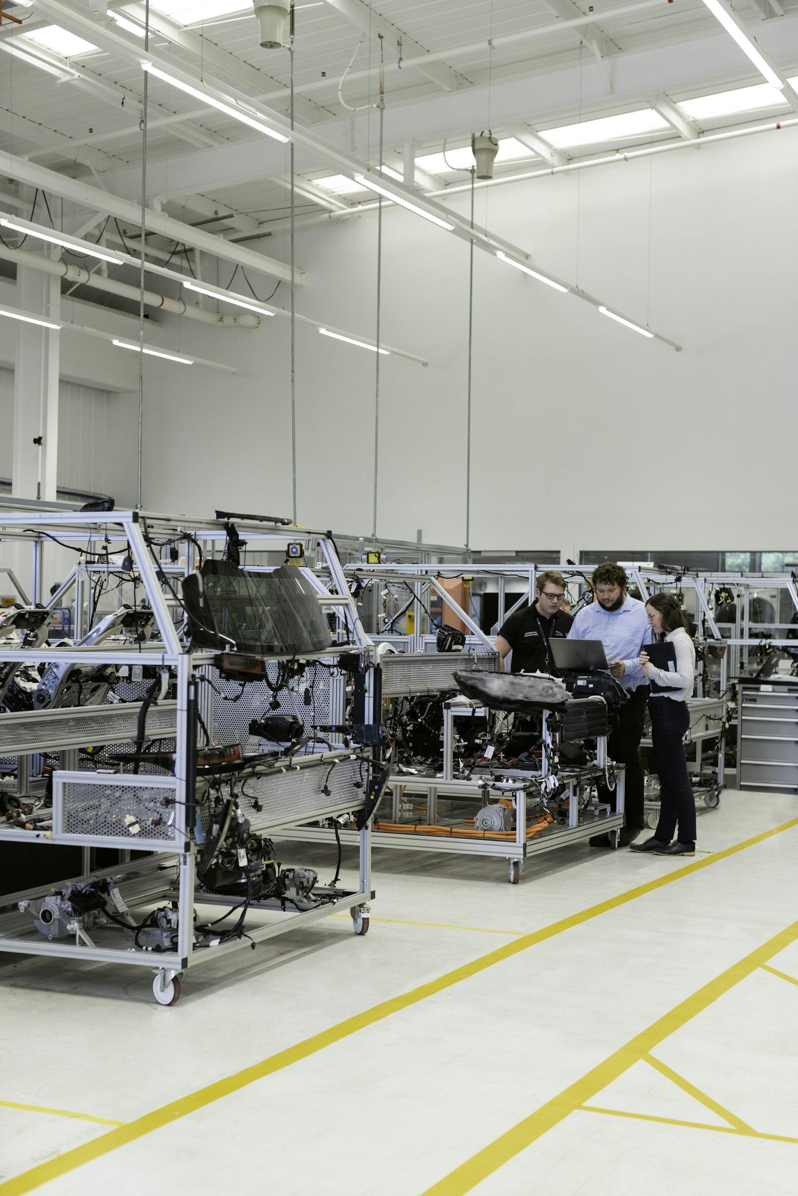 Maxcorro quality engineers inspecting parts